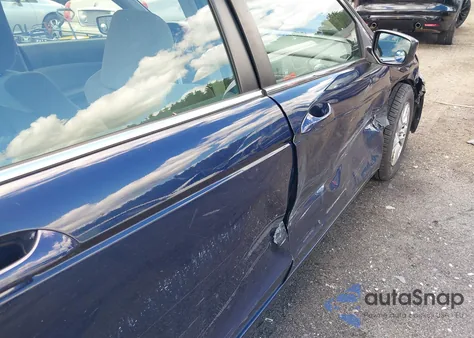 2009 Honda Accord 2.4 Lx-P from USA, damaged, VIN 1HGCP26469A080671